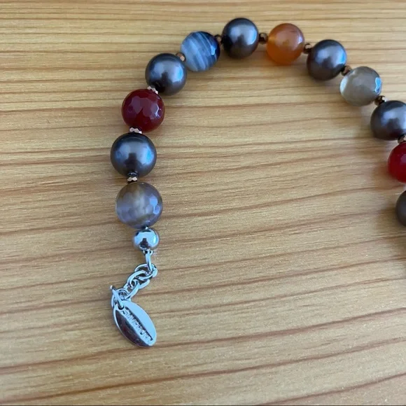 Semiprecious Stone Bead Bracelet - Picture 12 of 13